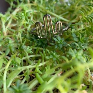 *free w/ purchase*🌵Cactus Ring💍
